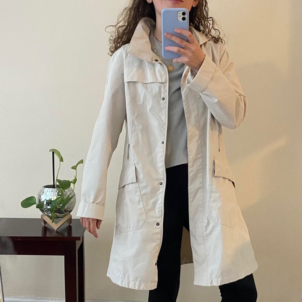 The North Face Cream Long Sleeve Zip Up Hooded Rain Trench Coat